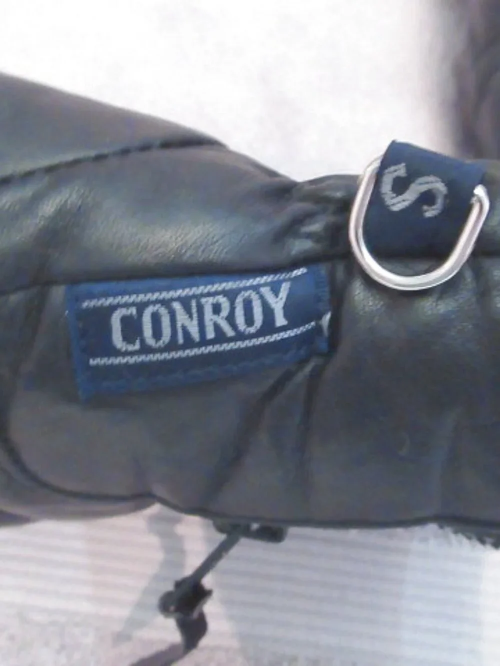 Convoy gently loved